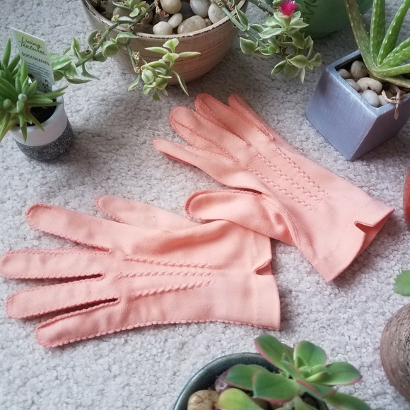 Vintage Accessories - Vintage Ladies Gloves